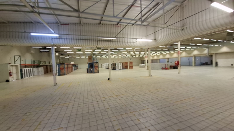 To Let commercial Property for Rent in Brackenfell Central Western Cape